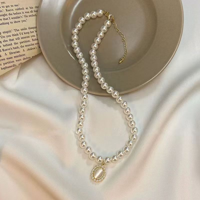 Gentle Cat-Eye Pearl Set