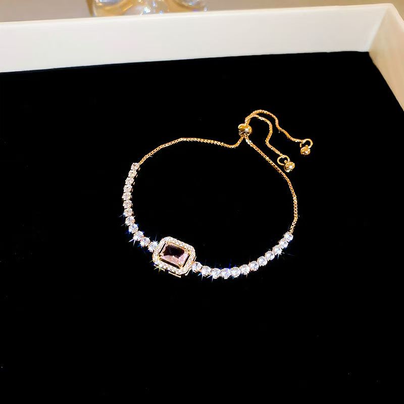 Sugar cube shaped adjustable bracelet