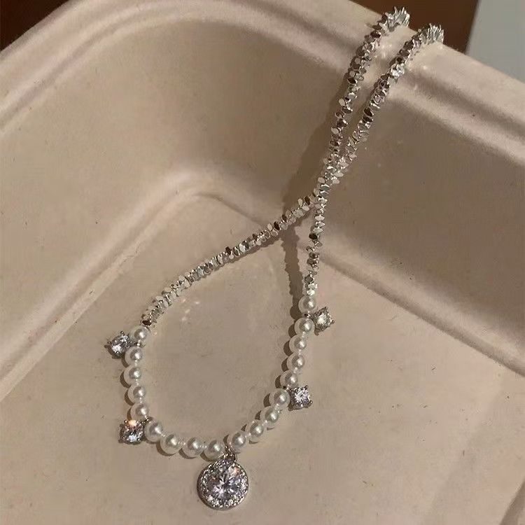 Silver Pearl Round Pendant Necklace