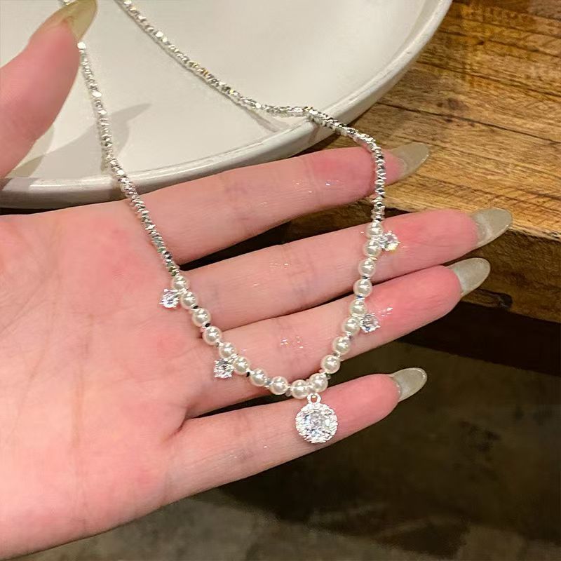 Silver Pearl Round Pendant Necklace
