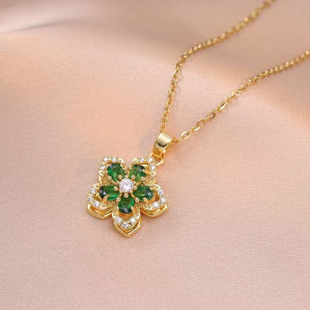 Rotatable Four-Leaf Clover Necklace