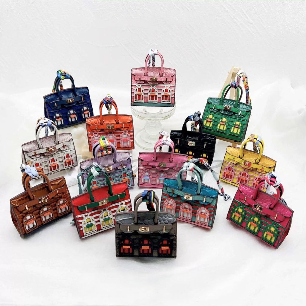 Mini house pendant bag