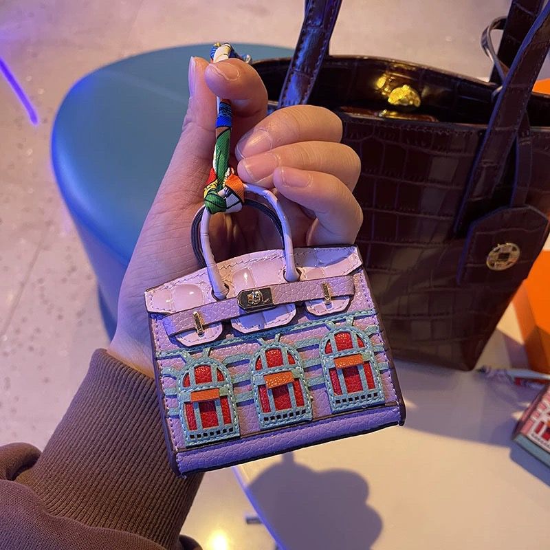 Mini house pendant bag