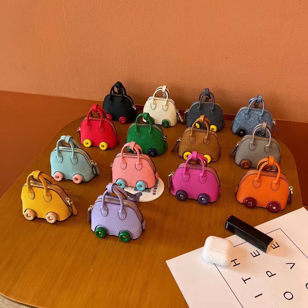 Mini Seashell Bus Charm