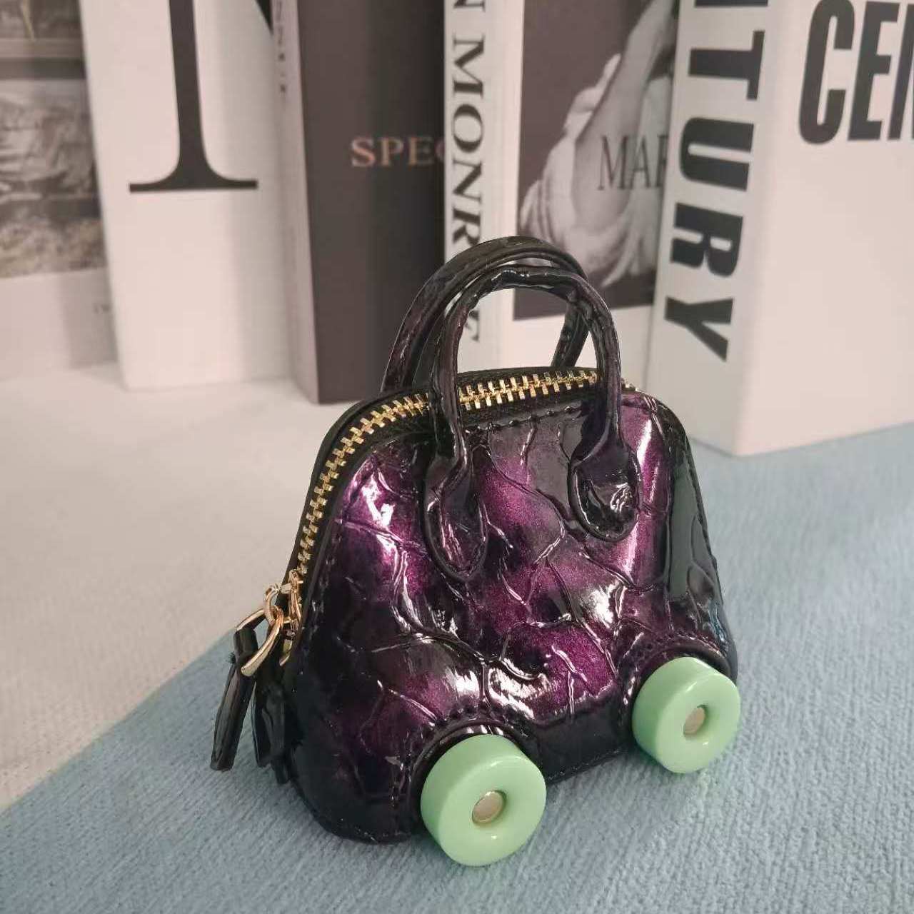 Mini Seashell Bus Charm