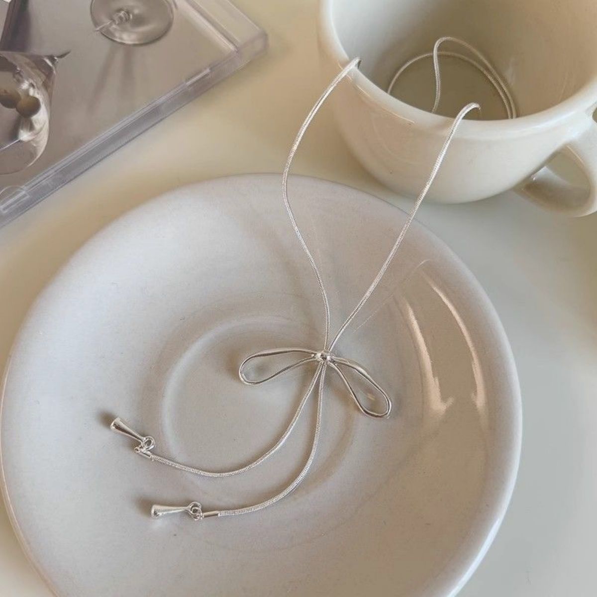 Lightweight Bow Long Chain