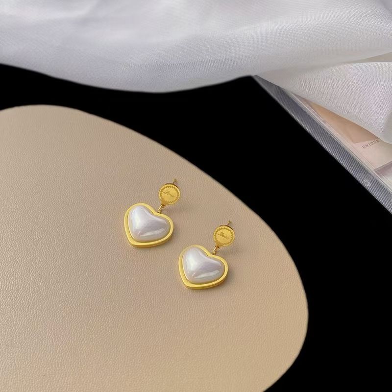 Heart-Shaped Snake Bone Chain Set