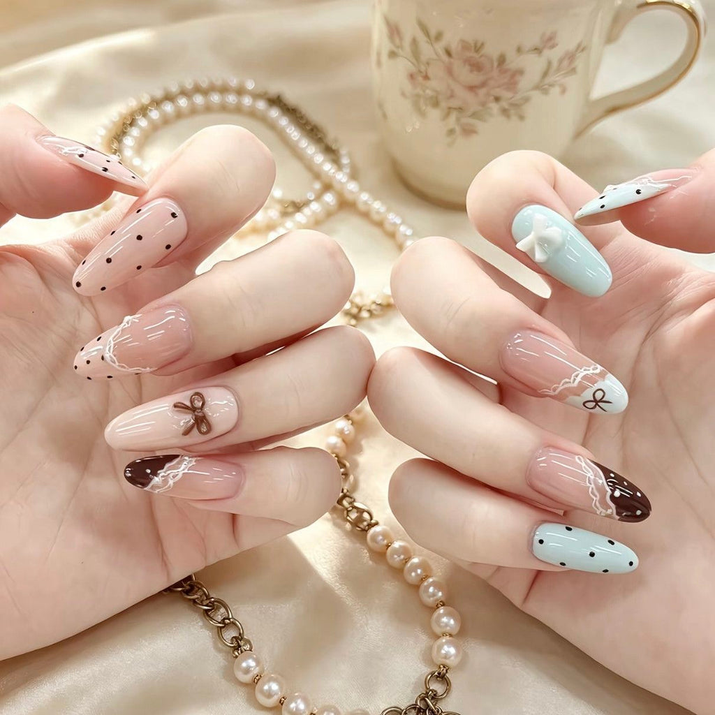 Light Blue Lace Bow Press-on Nails