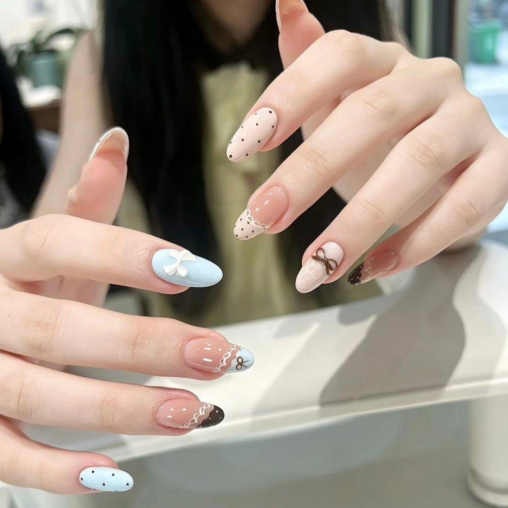 Light Blue Lace Bow Press-on Nails